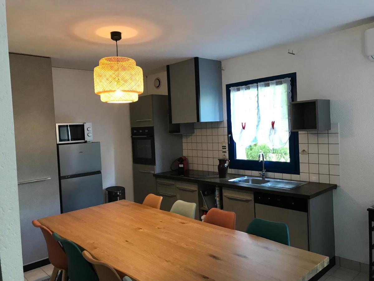 Gite Milin A Sizun Hebergement Confortable Pour 7 Pers Kültér fotó